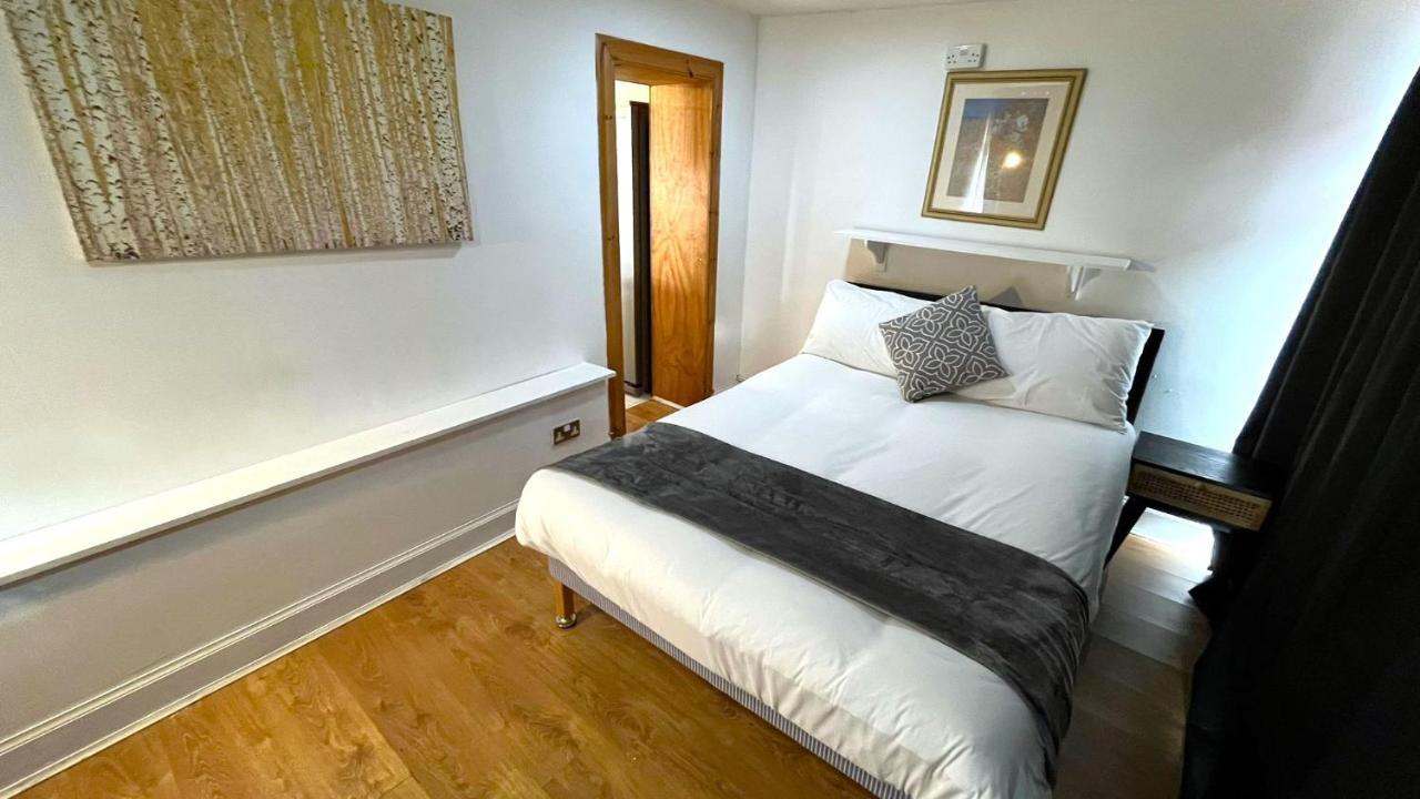 Elegant 2 Bedroom Chalet Édimbourg Extérieur photo